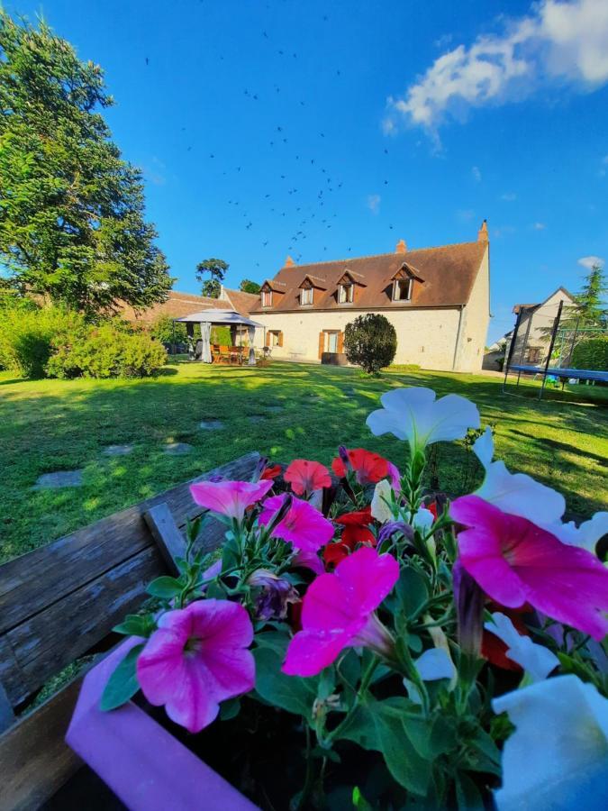 La Maison Genevier - Chambre La Family Montreuil-en-Touraine Ngoại thất bức ảnh