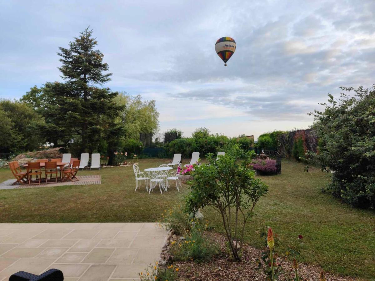 La Maison Genevier - Chambre La Family Montreuil-en-Touraine Ngoại thất bức ảnh